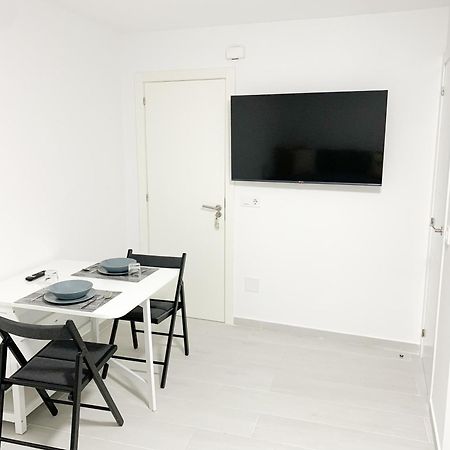 Estudio Con Terraza En La Playa 산신소 외부 사진