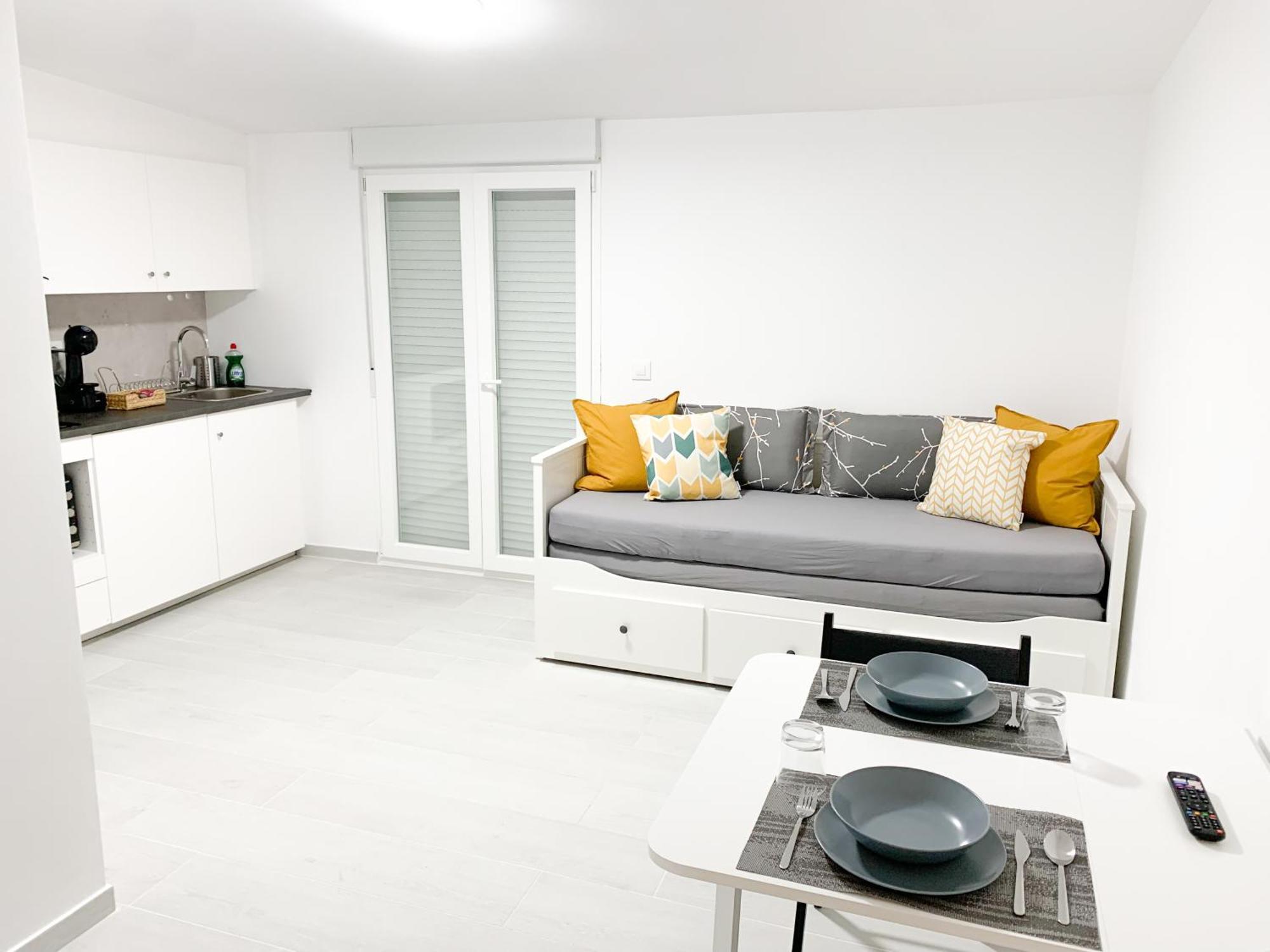 Estudio Con Terraza En La Playa 산신소 외부 사진